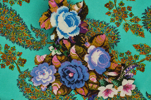 Ткань шелковая, креп